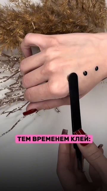 Когда клиентка говорит, что ресницы опадают из-за клея