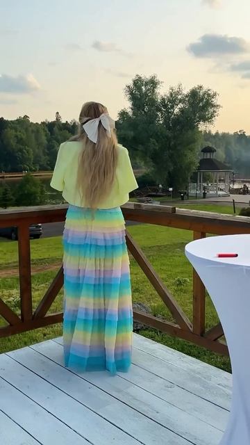 Анна Калашникова в очень красивой Усадьбе «Гребнево»  на День рождении Андрея Ковалева  Краш?