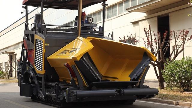 Асфальтоукладчик BULL AP800