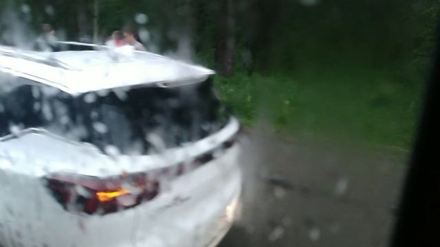 небольшое дтп из окна автобуса