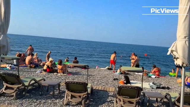 Погода в Ялте сегодня 11 июня 2025. Центральный пляж. Крым сейчас. Обстановка на пляже Крыма