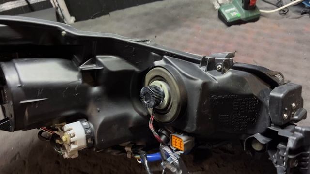 Subaru Outback BS 5 - замена штатных диодных линз на диодные Expression Drive