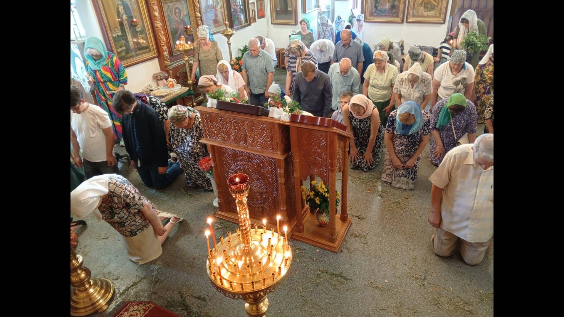 Святая Троица. Храм св. ап. Петра и Павла