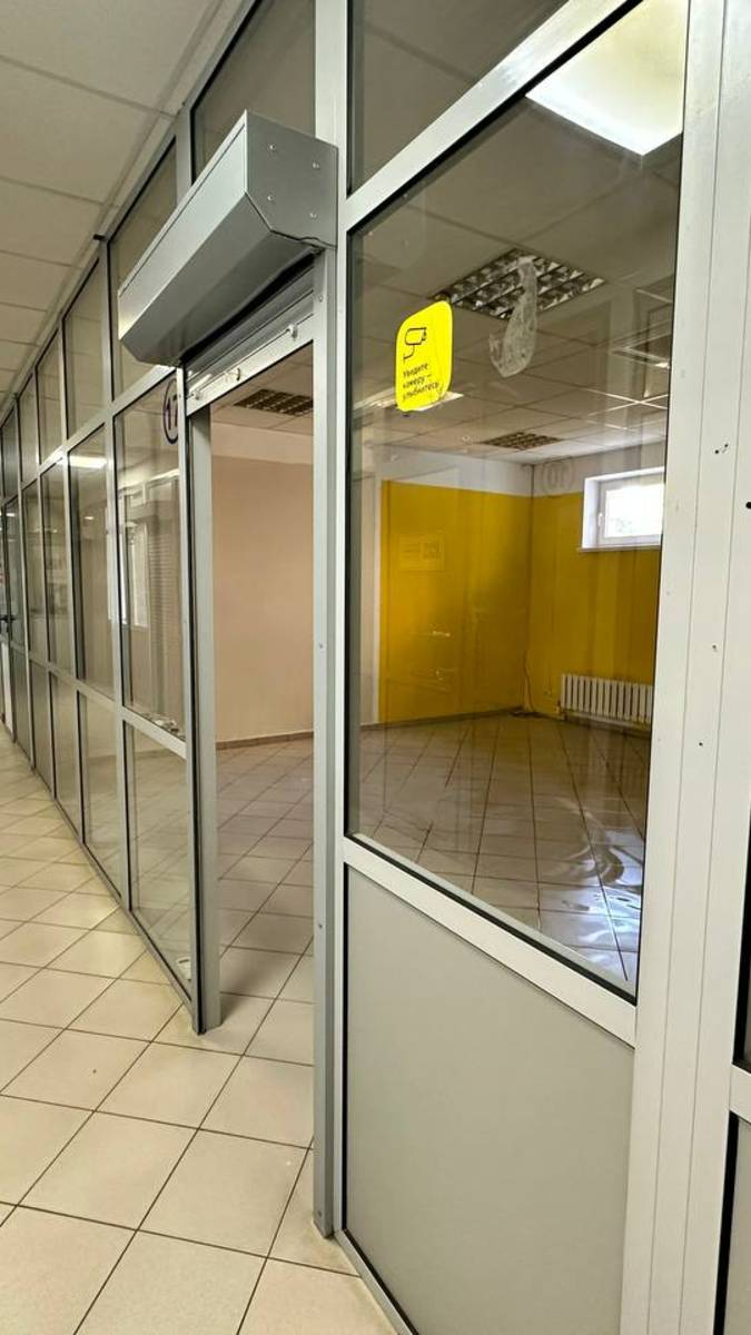Аренда коммерческого помещения под любой вид бизнеса. Общая площадь 31.49 м2. Открытая планировка