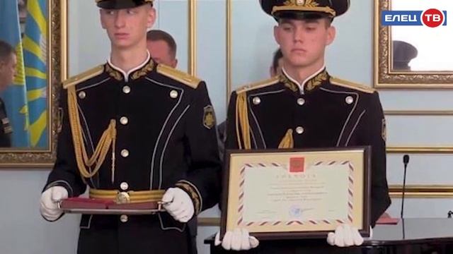 Родителям Владислава Дорохина, погибшего в СВО, вручили звезду Героя России