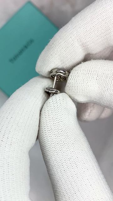 Серьги-пусеты с бриллиантами Tiffany&Co, арт: К9406