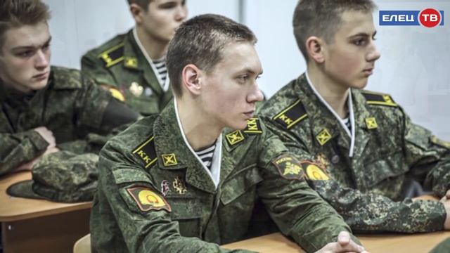 Игорь Артамонов открыл первый в регионе военно-патриотический лагерь «Авангард»