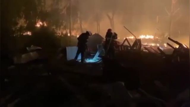 ‼️🇷🇺🇺🇦 Кадры ночных ударов по объектам врага 10 июня

В Одессе и Харькове повреждены  предприят