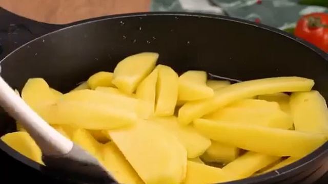 Знаменитый рецепт мясного рулета, собравший миллионы