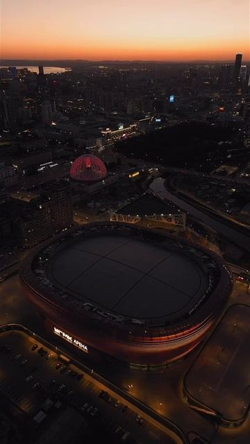Полёт над современной УГМК-Ареной запечатлел объектив талантливого фотографа Антона Булатова