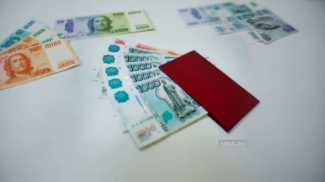 РИА Новости: пенсия госслужащих в РФ составляет чуть более 36 тысяч рублей