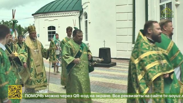 Божественная литургия в храме Святой Троицы г. Погар