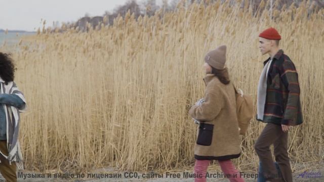 Леса дышат, когда играет эта потрясающая мелодия - Golden Woman From A Dream V2 -- HoliznaCC0 -- Mus