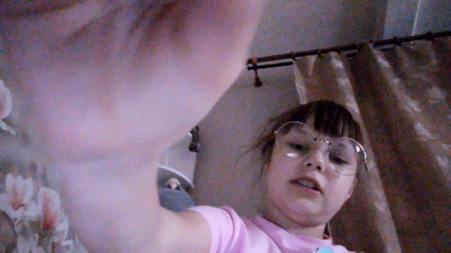 што лежит у дочи в рюкзаке