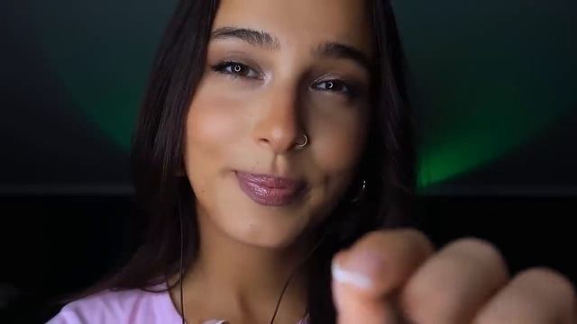 darklite ASMR. Близкий, нежный шёпот, движения рук, звуки рта, кисточки.