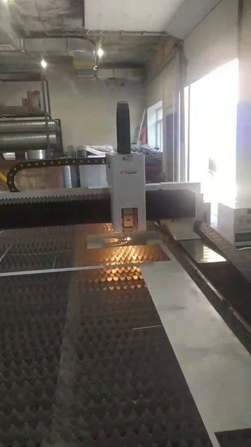 Винтовой компрессор IRONMAC IC 20/16 C
