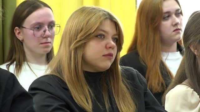 Проблемы материнства и отцовства среди молодёжи обсудили в Белоярском