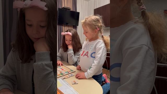 Урок итальянского с Кристиной и Лизой