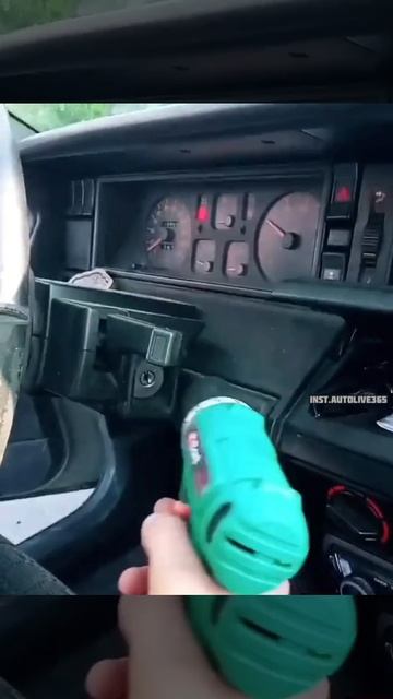 Какой-то новый способ завести жигули.