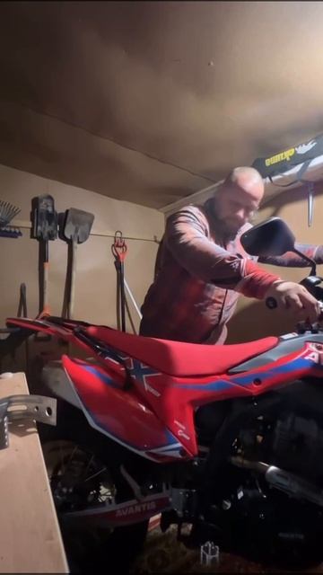 Новенький Avantis CRF 250 (чекушка с бигбором на 300сс).