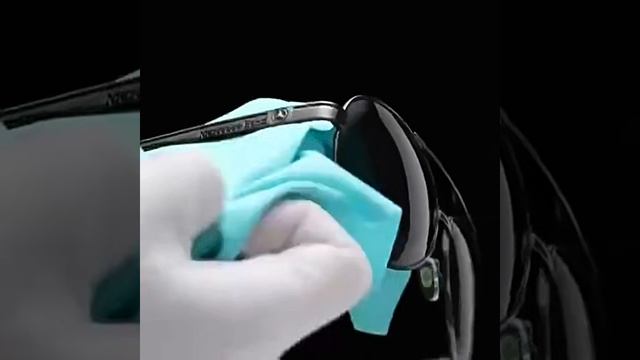 Модные очки Mercedes