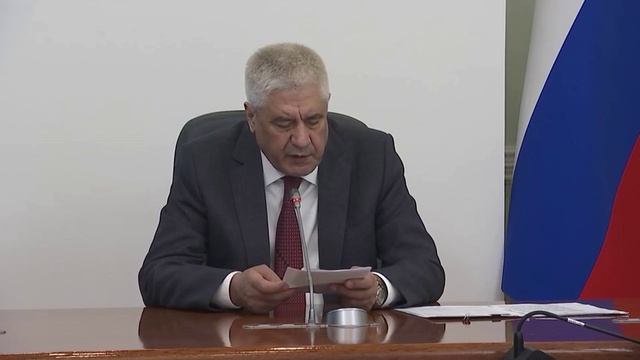 Глава МВД призвал отправить мигрантов-бездельников домой