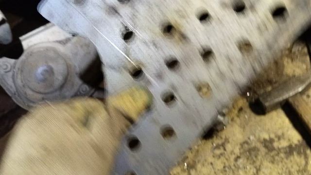 левый лонжерон нивасик1