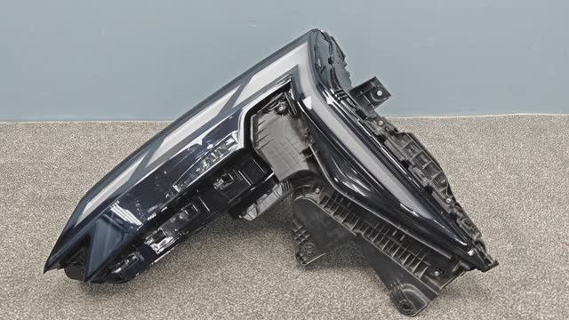 R1329755 ФАРА ЛЕВАЯ GEELY ATLAS 2 FX11 ОРИГИНАЛ Б/У 7051052500