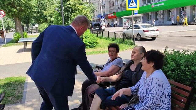 Глава Саратова проинспектировал Октябрьский район