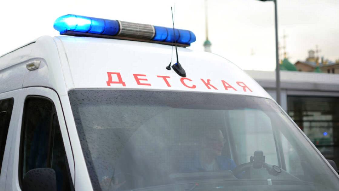 Родители получившего двойной перелом ребенка обвинили детский центр в халатности