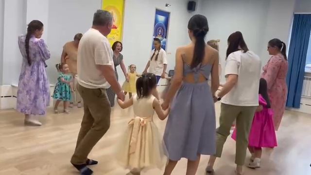 Маленькая театральная студия. Выступление