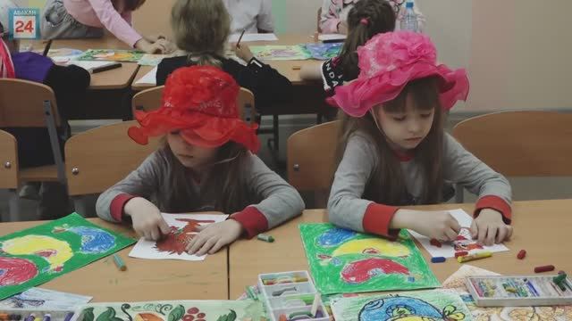 В столице Хакасии «Академия творческих каникул» объявила бесплатный набор юных горожан