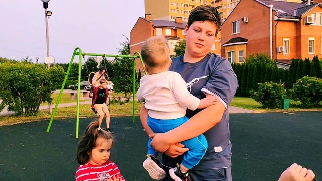 2025.06.10. Апрелевка. А просто июнь ...