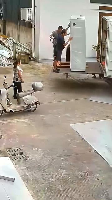 Мы его грузили грузили... но так и не загрузили.