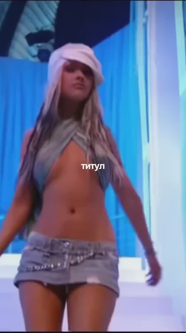 Кристина Агулера выбрала семью