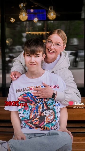 как был маленьким блогер