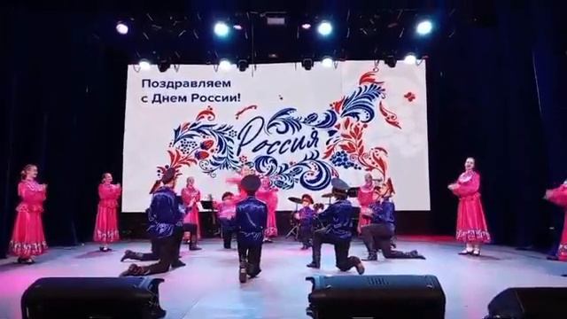 Концерт, посвященный Дню России. ЦМТ. Брест.🌹🌹🌹.mp4