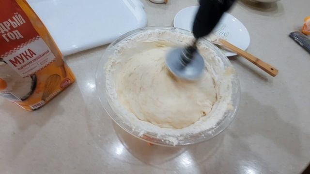Придумает что хош,  что-бы самому не работать,  сказала жена)😁✌️