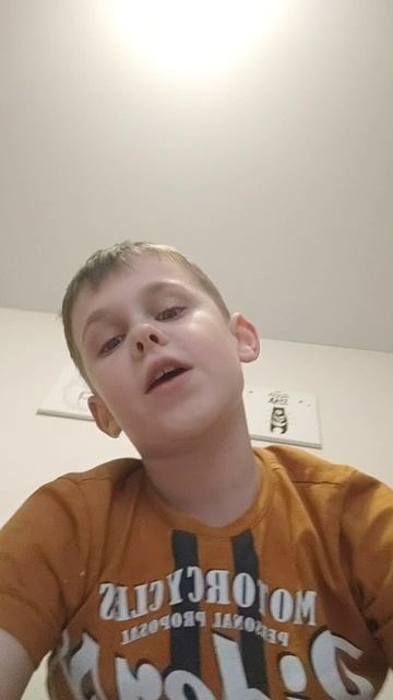 я подарил тебе сердечкоо❤️😊