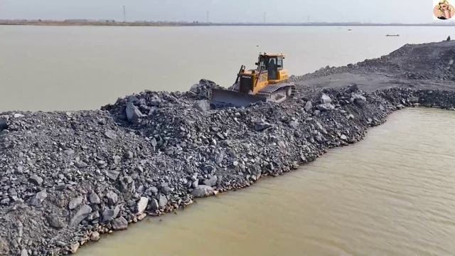 Строительство, дорога через озеро, очередной обзор