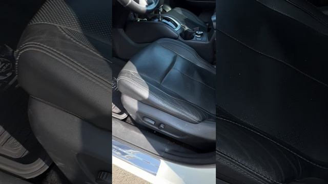 Nissan Qashqai Кроссовер LE+ 2.0 CVT 2014г