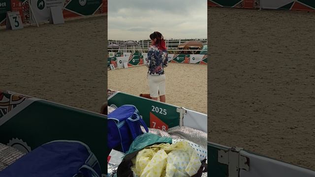 IMG_20250608_220722_922.mp4