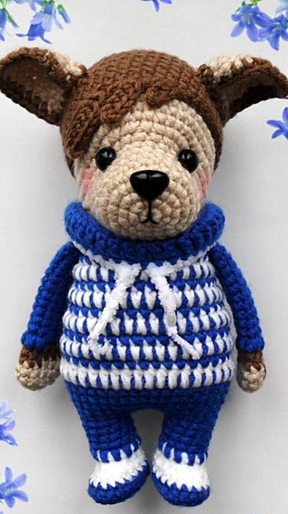 Вязаная интерьерная игрушка Собачка, 20 см
