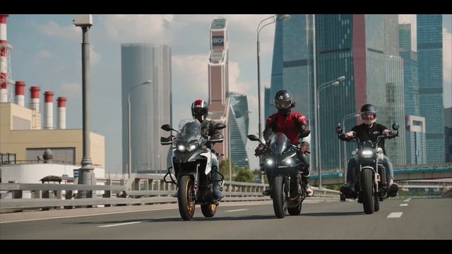 Мотоциклы SHARMAX на дорогах Москвы!