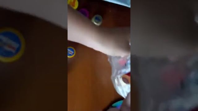 Вотето пасылка   очень редкие крышки от напитков