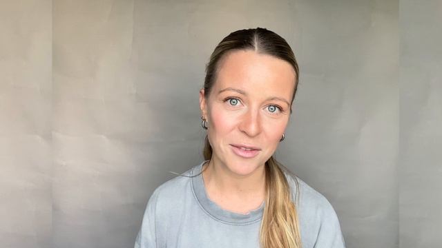 Маликова Аня - визитка, июнь
