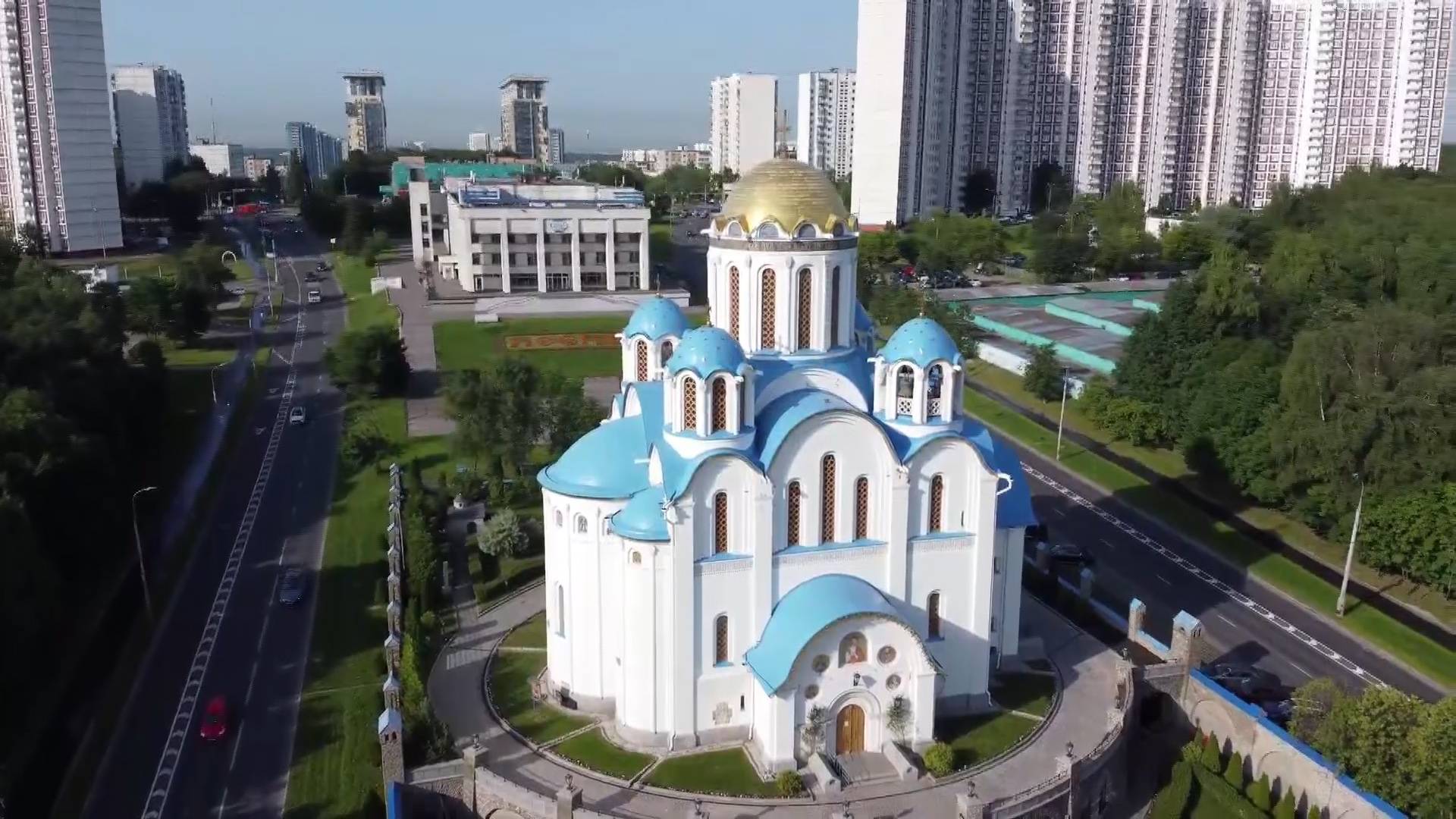 Божественная литургия 13 июня 2025 года, Храм Покрова Пресвятой Богородицы в Ясеневе, г. Москва