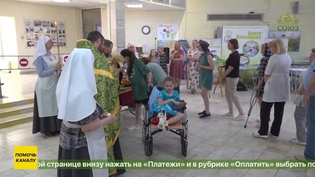 В Курганской епархии встретили ковчег с частью мощей святителя-исповедника патриарха Тихона