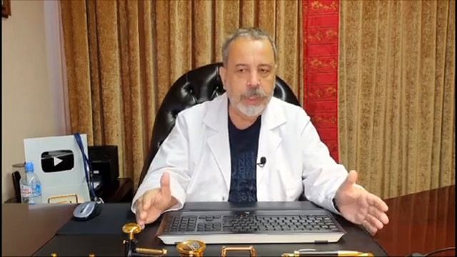Диетолог рекомендует принимать протеиновые коктейли.