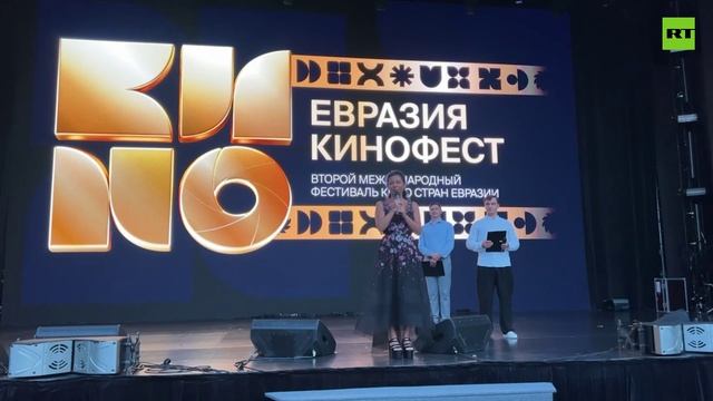 На фестивале «Евразия-Кинофест» Симоньян представила фильм Кеосаяна «Семь дней Петра Семёныча»